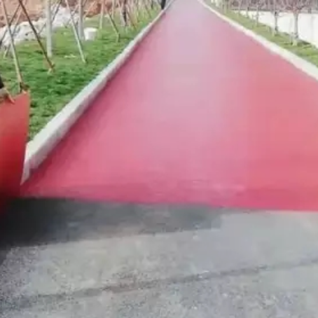 喀什​ 彩色路面喷涂翻新是一种低成本